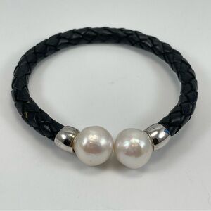 Alisio Edison Pearl Leather Bracelet 6.5” Open Cuff Flexible Bracelet